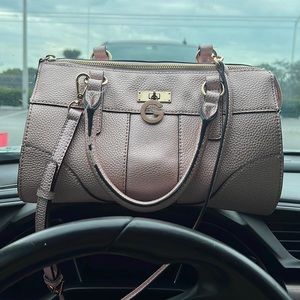 Vintage guess medium sized bag purse